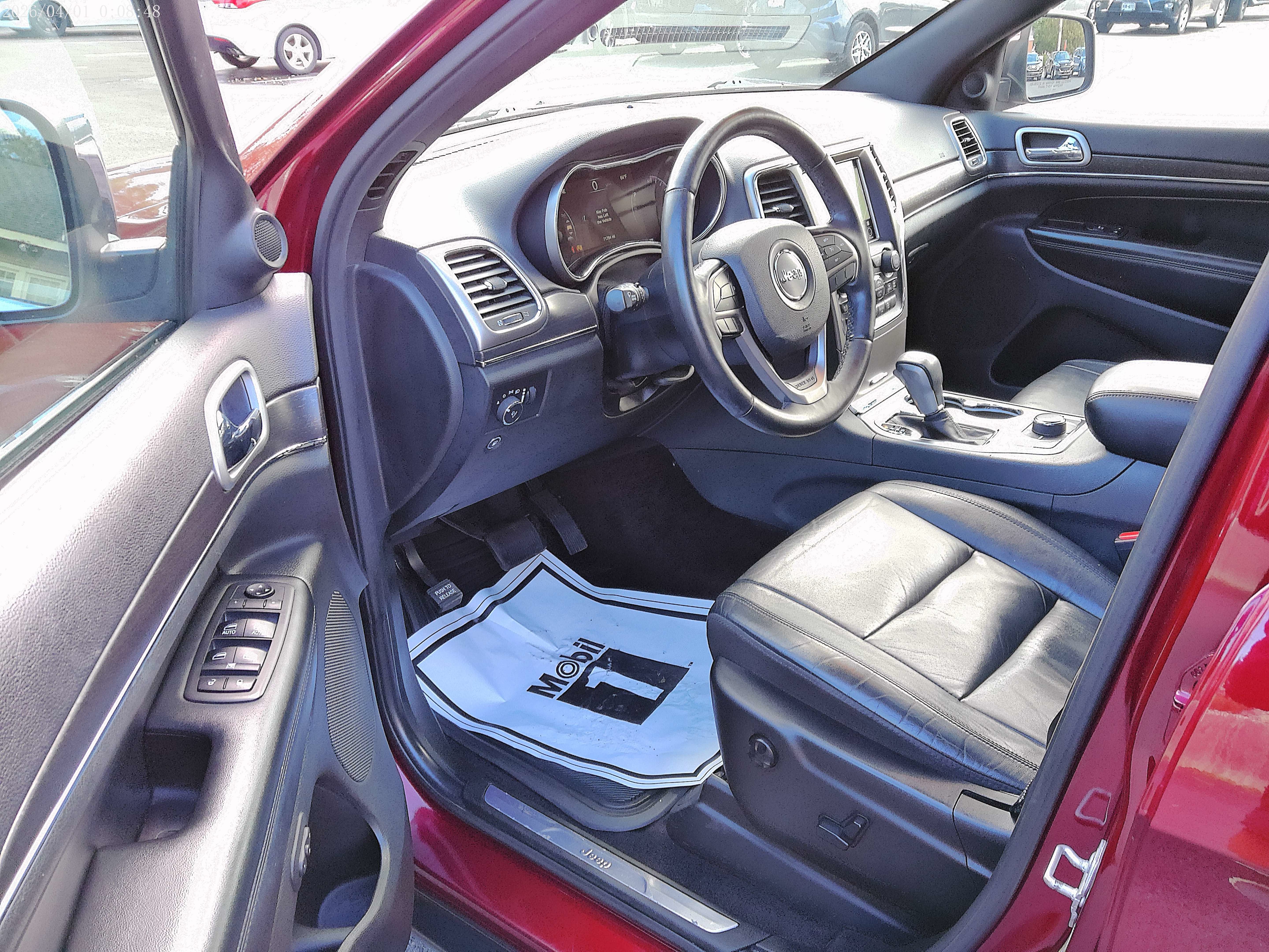 Used 2018 Jeep Grand Cherokee Limited AWD/4WD image 17