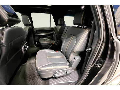 Used 2023 Ford Expedition Max Platinum image 27