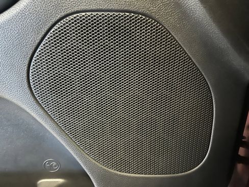 Used 2021 Jeep Grand Cherokee Limited w/ Trailer Tow Group IV image 6