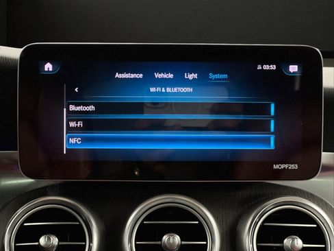 Used 2020 Mercedes-Benz GLC 300 4MATIC image 35