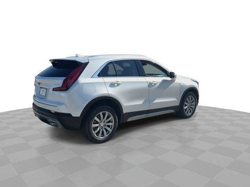 Certified 2023 Cadillac XT4 Premium Luxury w/ Cold Weather Package FWD image 8