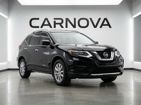 Used 2017 Nissan Rogue SV AWD/4WD image 1