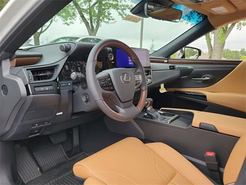 New 2025 Lexus ES 350 Ultra Luxury image 19