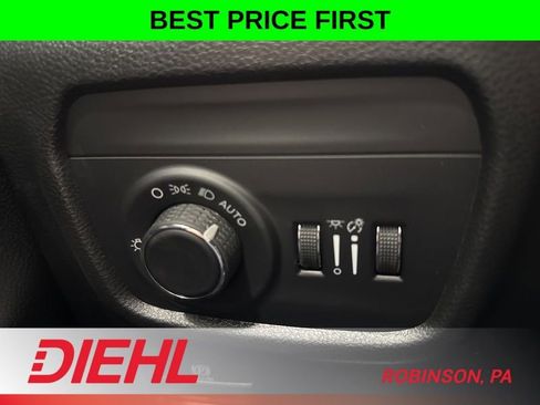 New 2026 Jeep Grand Cherokee L 4WD image 25