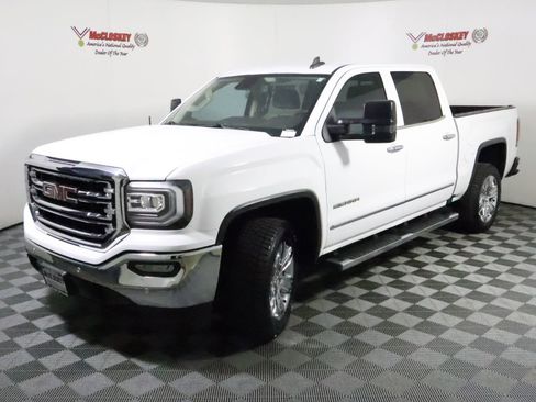 Used 2018 GMC Sierra 1500 SLT w/ Enhanced Driver Alert Package image 4