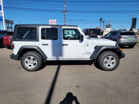 Certified 2020 Jeep Wrangler Unlimited Sport S image 4