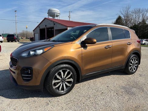 Used 2017 Kia Sportage EX image 1