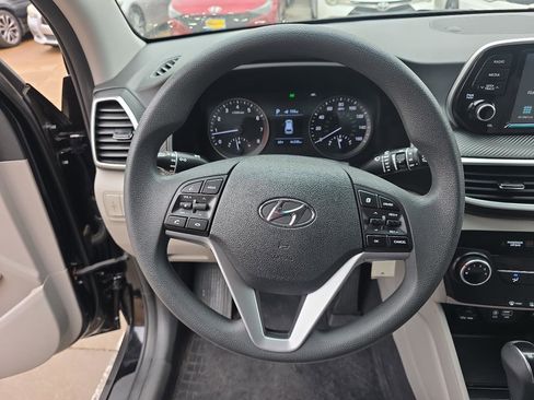 Used 2021 Hyundai Tucson SE image 14