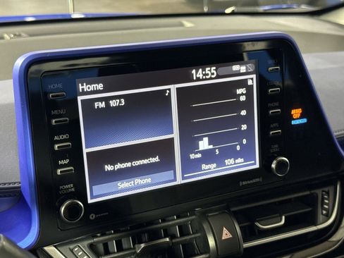 Used 2022 Toyota C-HR XLE image 24