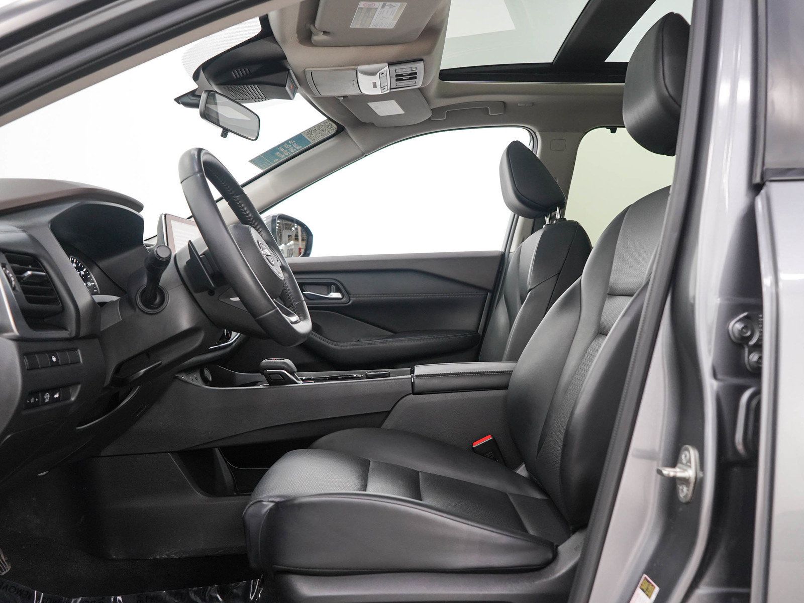 Used 2023 Nissan Rogue SV w/ SV Premium B Package AWD/4WD image 23