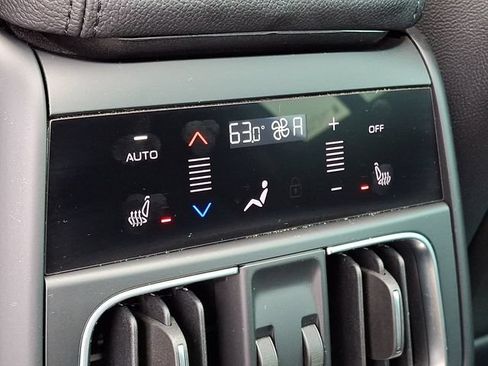 Certified 2024 Maserati Grecale Modena AWD/4WD image 25