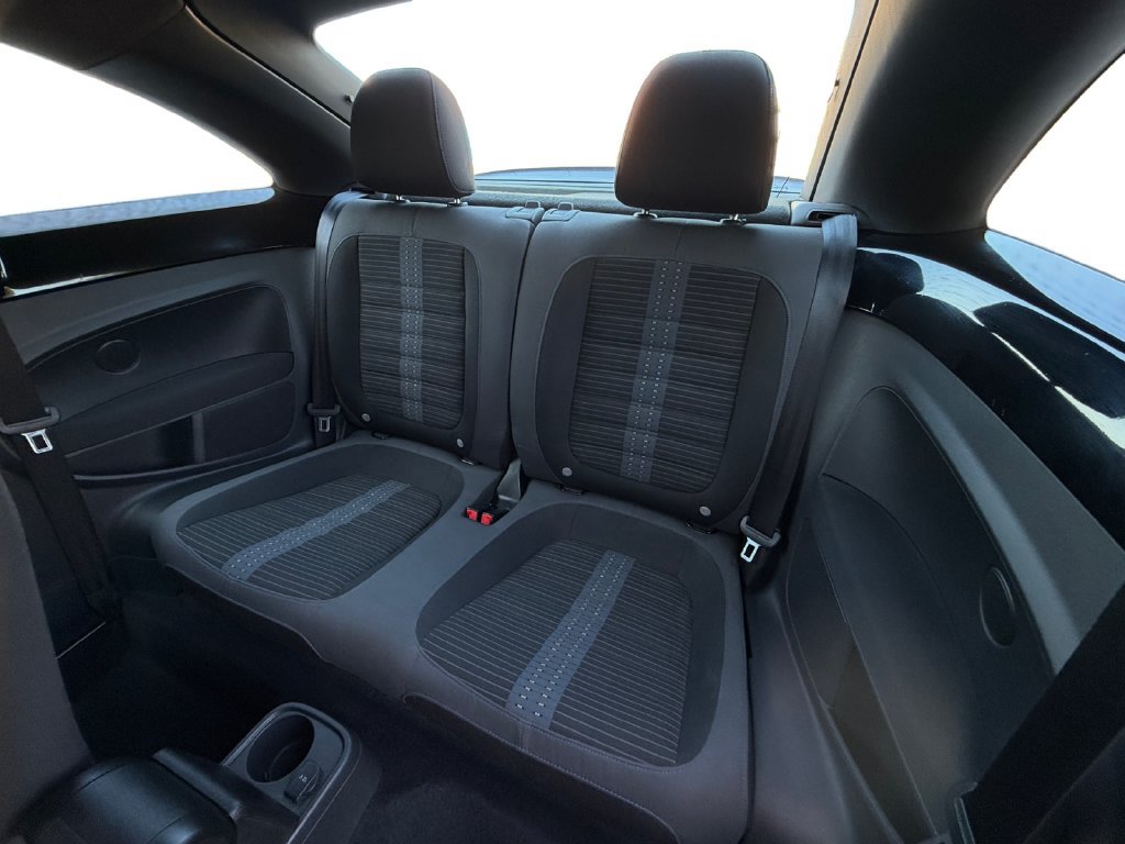 Used 2014 Volkswagen Beetle R-Line FWD image 19