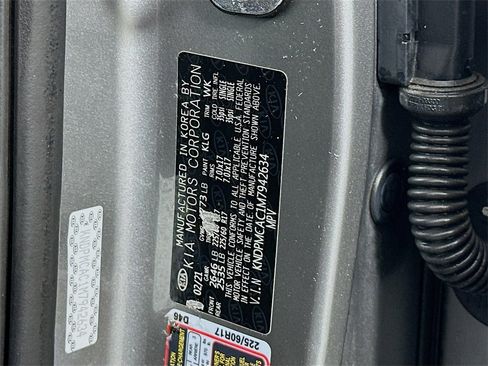 Used 2021 Kia Sportage LX image 29