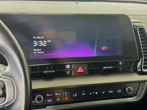 Used 2023 Kia Sportage EX FWD image 19