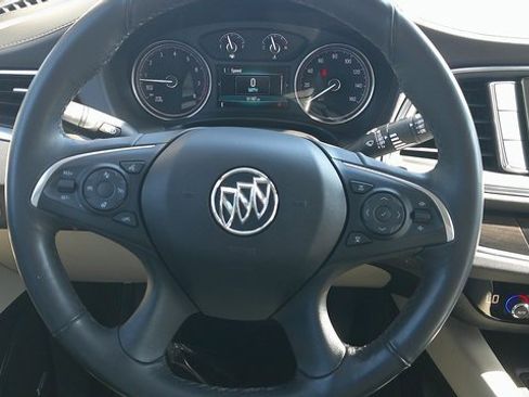 Used 2019 Buick Enclave Premium image 13