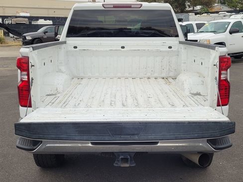 Used 2021 Chevrolet Silverado 2500 W/T image 12