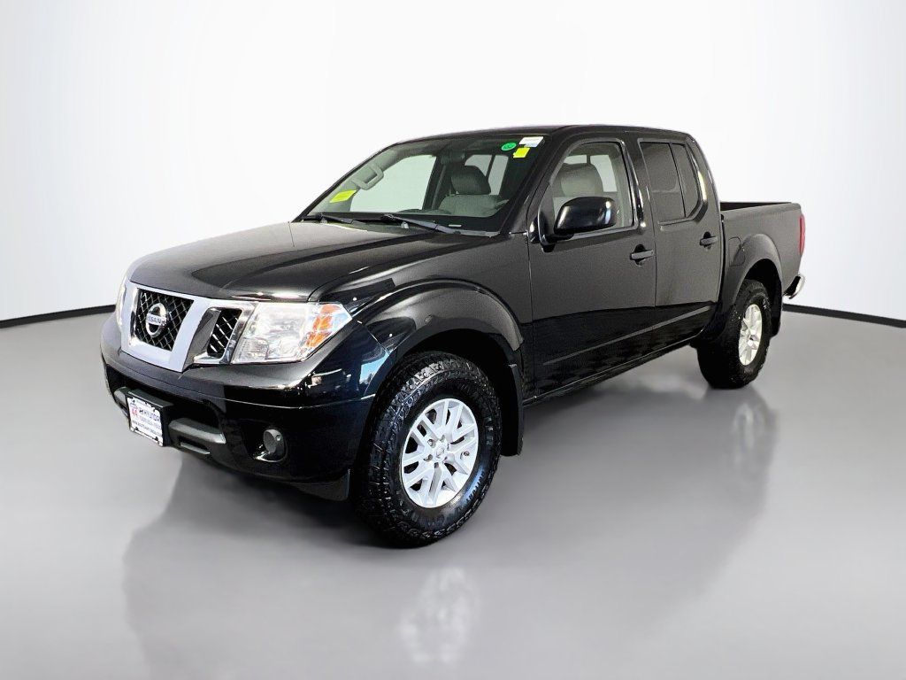 Used 2019 Nissan Frontier SV AWD/4WD image 2