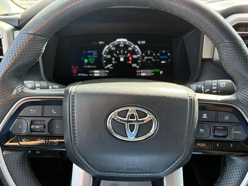 Used 2023 Toyota Sequoia Limited image 16