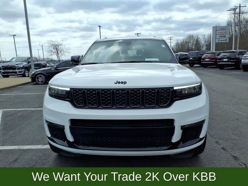 Used 2025 Jeep Grand Cherokee L Summit AWD/4WD image 7
