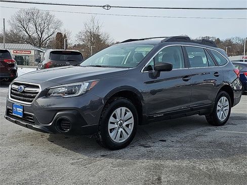 Used 2018 Subaru Outback 2.5i image 3