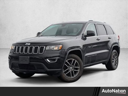 Used 2018 Jeep Grand Cherokee Laredo image 1