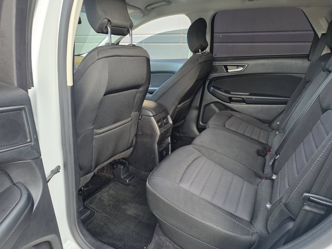 Used 2015 Ford Edge SE AWD/4WD image 14