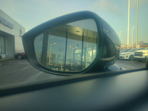 Used 2024 MAZDA CX-30 AWD 2.5 S w/ Select Sport Pkg image 17