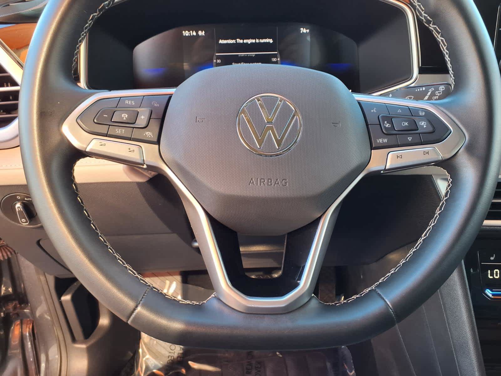 Used 2025 Volkswagen Taos SE AWD/4WD image 19