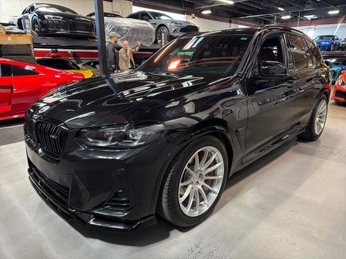 Used 2024 BMW X3 M40i w/ Premium Package image 8
