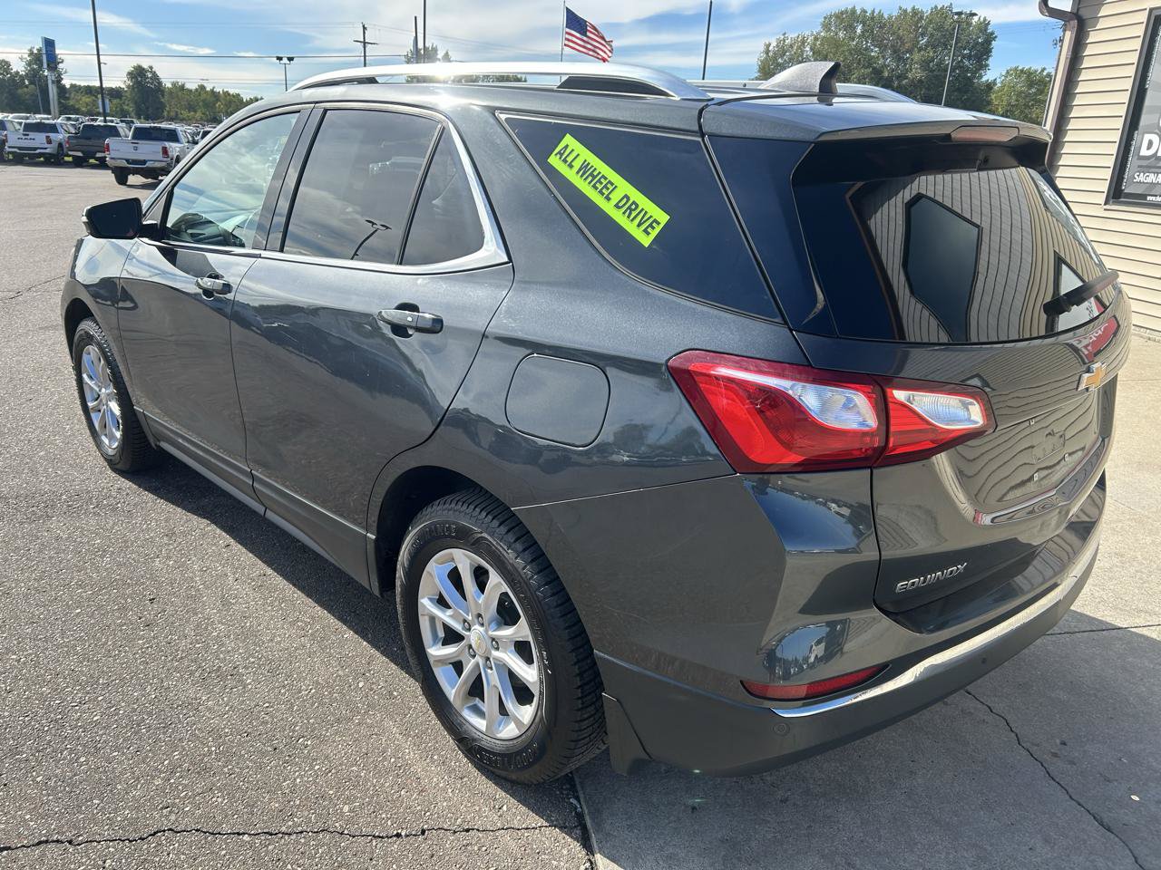 Used 2019 Chevrolet Equinox LT w/ Sun & Navigation Package AWD/4WD image 7