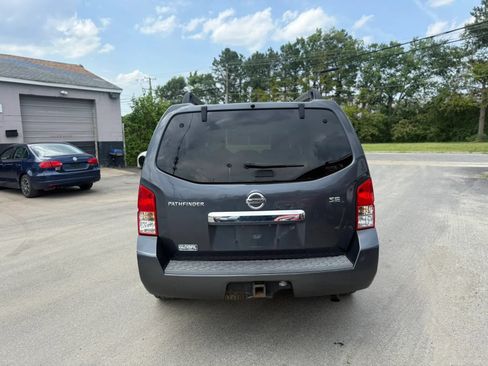 Used 2010 Nissan Pathfinder SE AWD/4WD image 5