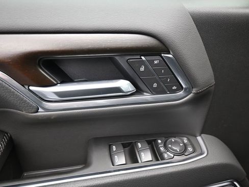 New 2026 GMC Sierra 3500 Denali w/ Denali Reserve Package image 11