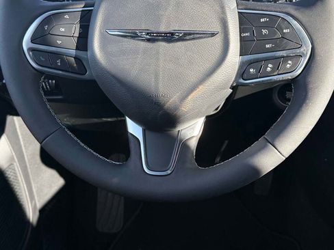 New 2026 Chrysler Voyager LX image 24