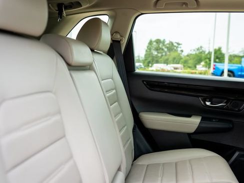 Used 2024 Honda CR-V EX-L image 9