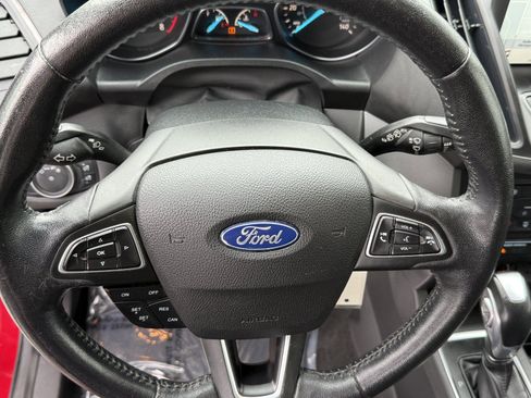 Used 2018 Ford Escape SEL AWD/4WD image 17