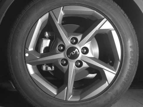 Used 2025 Kia K4 LXS image 12