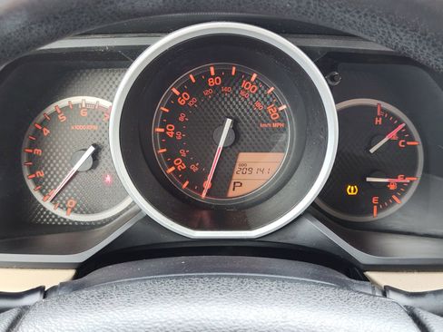 Used 2011 Toyota 4Runner SR5 AWD/4WD image 17
