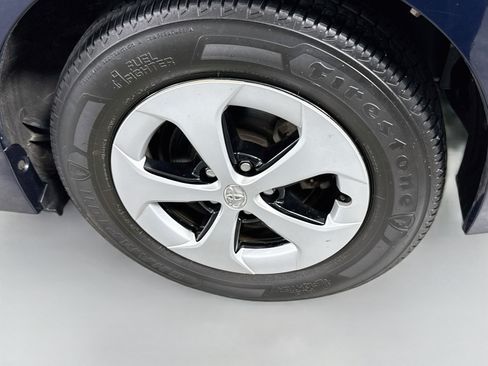 Used 2013 Toyota Prius Four FWD image 29