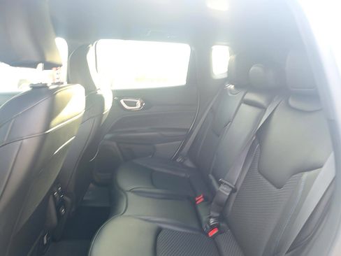 New 2026 Jeep Compass Latitude image 10