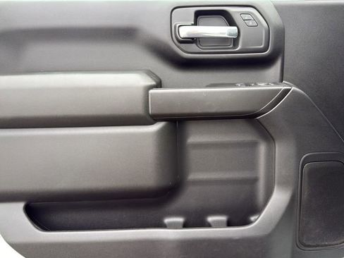 Used 2025 Chevrolet Silverado 2500 W/T w/ WT Convenience Package image 19