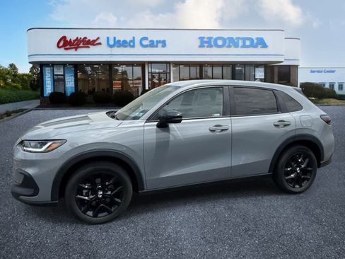 Used 2024 Honda HR-V Sport image 2