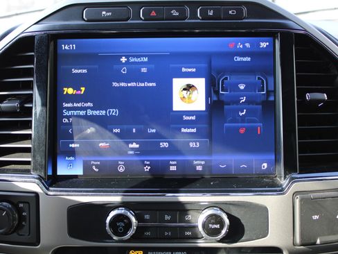 Used 2022 Ford F350 Lariat w/ Tremor Off-Road Package image 18