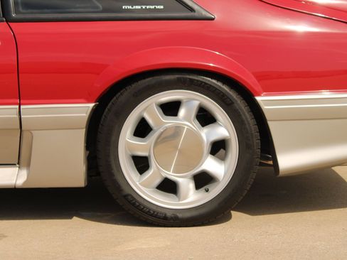 Used 1989 Ford Mustang GT RWD image 30