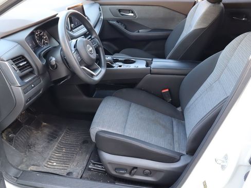 Used 2023 Nissan Rogue SV FWD image 15