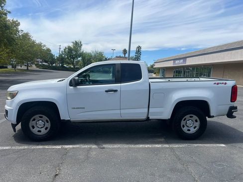 Used 2016 Chevrolet Colorado W/T w/ WT Convenience Package AWD/4WD image 8