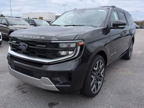 New 2026 Ford Expedition Max Platinum w/ Platinum Ultimate Package AWD/4WD image 8