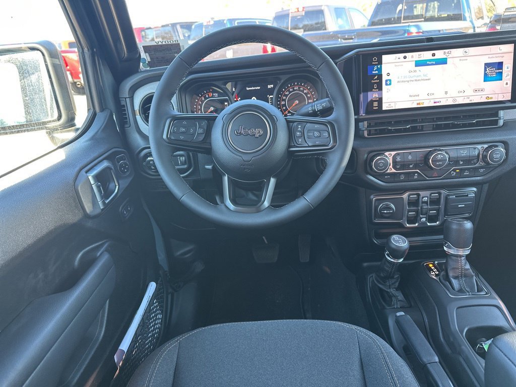 New 2026 Jeep Gladiator Sport AWD/4WD image 15