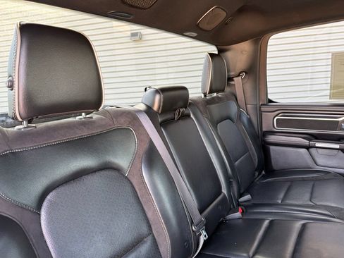 Used 2023 RAM 1500 Laramie AWD/4WD image 18