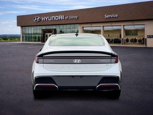 New 2026 Hyundai Sonata Limited FWD image 6