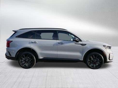 Used 2022 Kia Sorento SX image 8